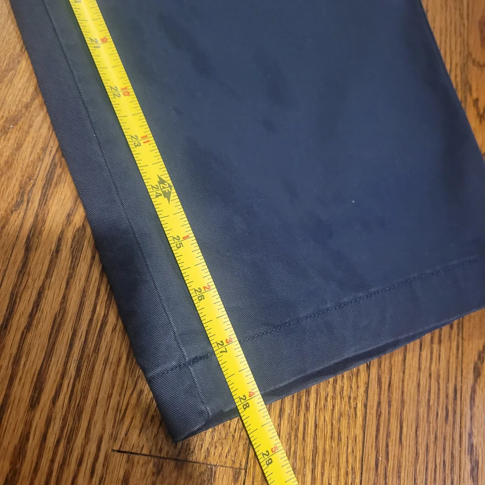 GAP Men's Navy Chinos - Picture 5 of 6